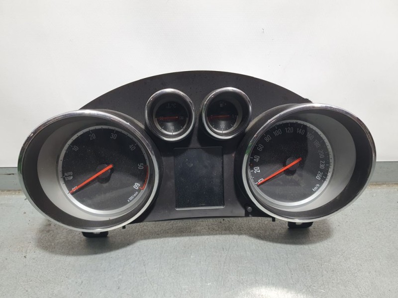 Recambio de cuadro instrumentos para opel astra j lim. 4türig selection referencia OEM IAM 13433804 600775881 