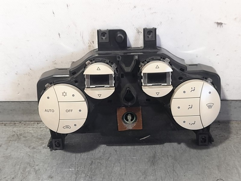 Recambio de mando climatizador para fiat nuova 500 (150) lounge referencia OEM IAM 735491193 A83021100 