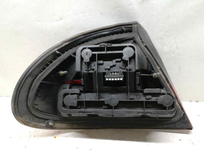 Recambio de piloto trasero derecho para opel tigra 1.4 16v referencia OEM IAM   