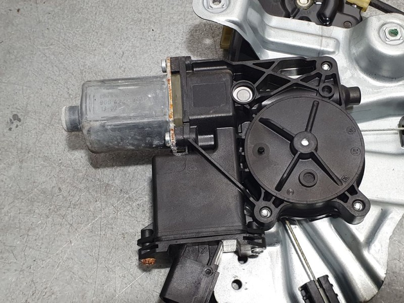 Recambio de elevalunas delantero derecho para opel astra j lim. 4türig selection referencia OEM IAM 13350759 912049106 BROSE ELE