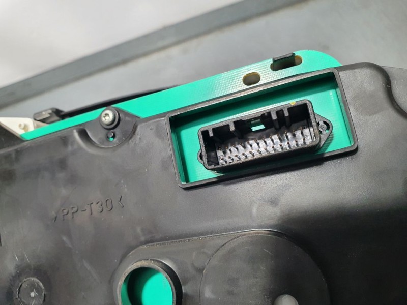 Recambio de cuadro instrumentos para dacia duster laureate 4x2 referencia OEM IAM   SIN REFERENCIA