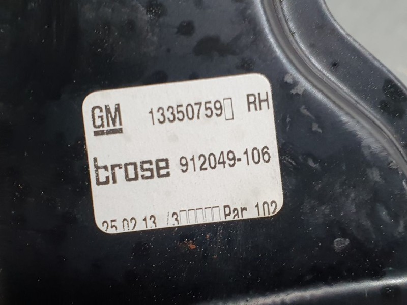 Recambio de elevalunas delantero derecho para opel astra j lim. 4türig selection referencia OEM IAM 13350759 912049106 BROSE ELE