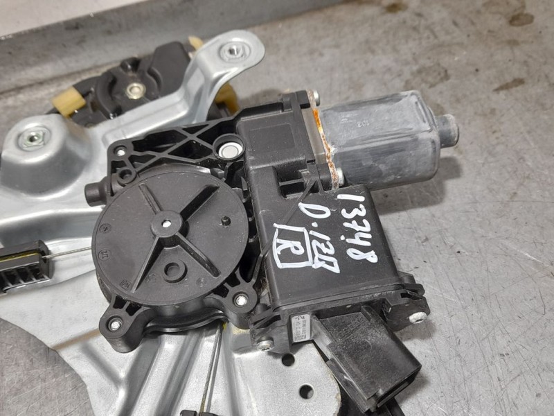 Recambio de elevalunas delantero izquierdo para opel astra j lim. 4türig selection referencia OEM IAM GM13350757 912048106 BROSE