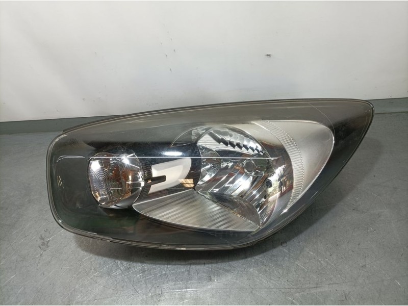 Recambio de faro izquierdo para kia picanto (ja) attract referencia OEM IAM 92101G6000  PATA ROTA