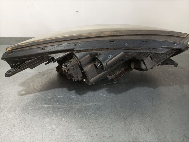 Recambio de faro izquierdo para kia picanto (ja) attract referencia OEM IAM 92101G6000  PATA ROTA