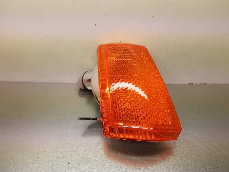 Recambio de piloto delantero derecho para peugeot 205 berlina referencia OEM IAM   