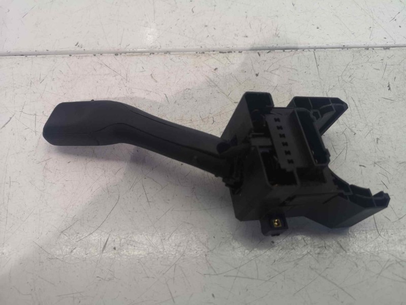 Recambio de mando limpia para seat leon (1m1) 1.6 16v referencia OEM IAM 4B0953503F  