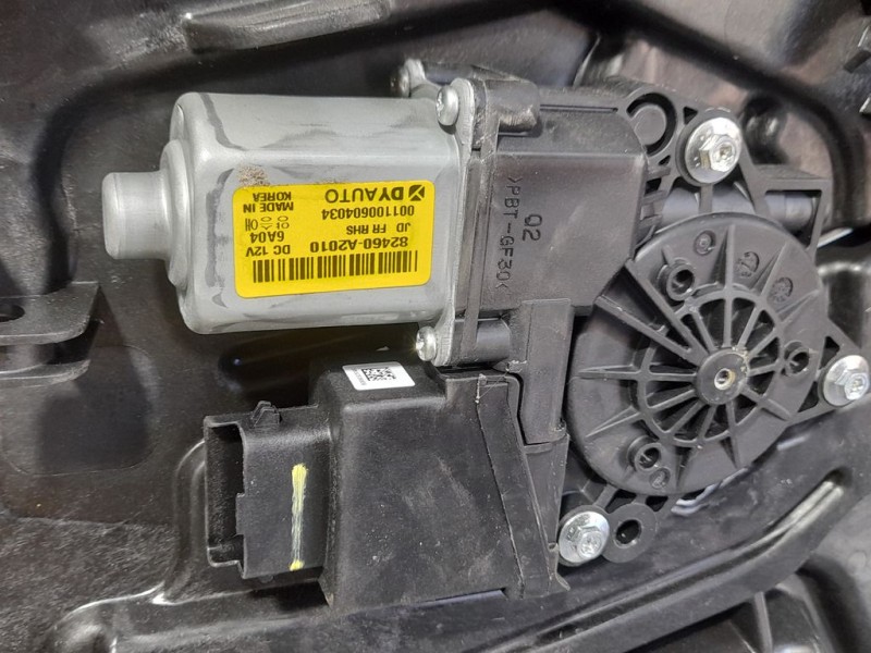 Recambio de elevalunas delantero derecho para kia cee´d drive referencia OEM IAM 82480A2311  ELECTRICO 6 PINES