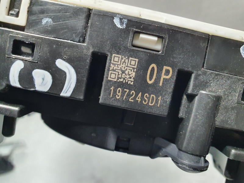 Recambio de mando luces y limpia para nissan qashqai (j11) acenta referencia OEM IAM SIN REF  