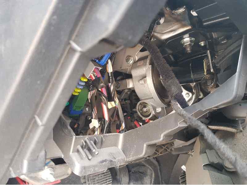 Recambio de columna direccion para fiat 500 e icon referencia OEM IAM 77361028  ELECTRO-MECANICA