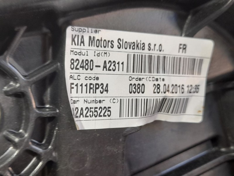 Recambio de elevalunas delantero derecho para kia cee´d drive referencia OEM IAM 82480A2311  ELECTRICO 6 PINES