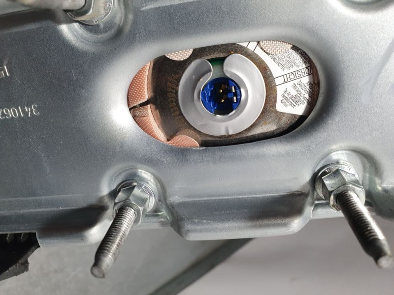 Recambio de kit airbag para dacia duster laureate 4x2 referencia OEM IAM   C PRETENSORES SIN CENTRALITA SIN CARRETE