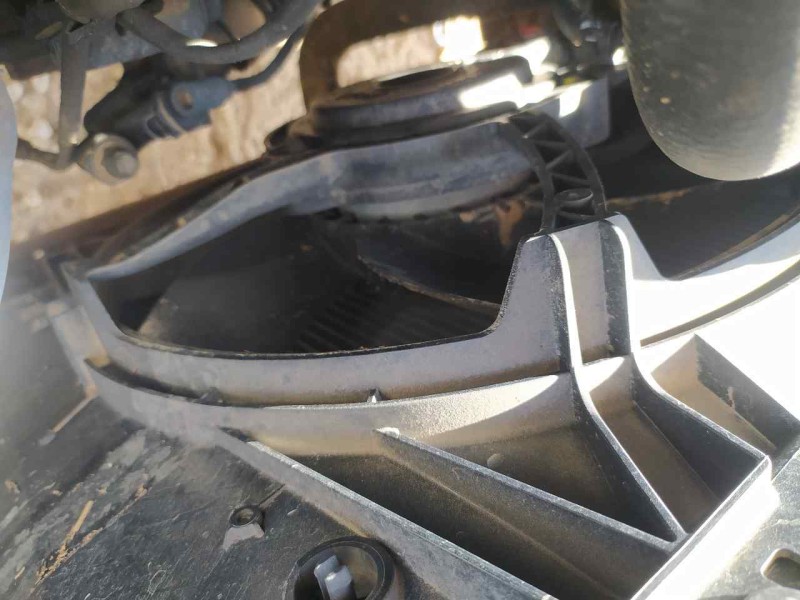 Recambio de electroventilador para peugeot 208 signature referencia OEM IAM 9812028580  