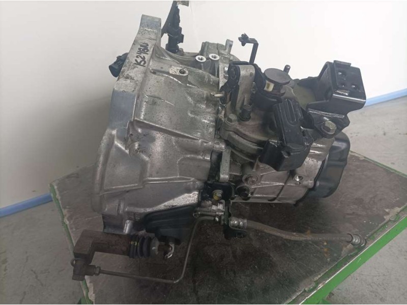 Recambio de caja cambios para kia cee´d active referencia OEM IAM T8W6F 4300032070   004763 5VELOCIDADES