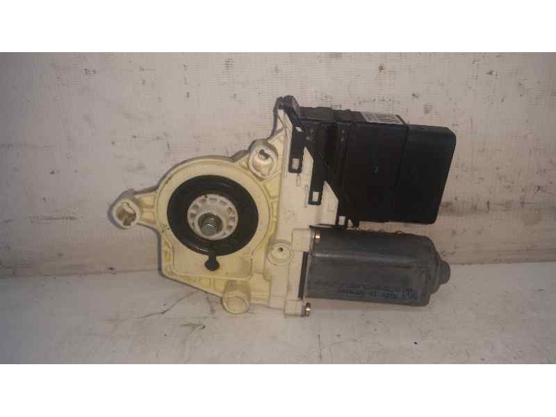 Recambio de motor elevalunas trasero izquierdo para volkswagen golf v berlina (1k1) 2.0 tdi referencia OEM IAM 99342308 1K095970