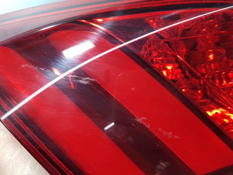 Recambio de piloto trasero izquierdo para peugeot 308 style referencia OEM IAM 9677818380  INTERIOR POCO ROZADO