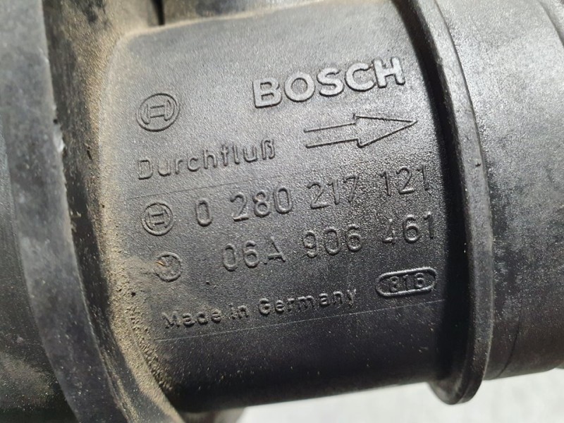 Recambio de caudalimetro para volkswagen golf iv berlina (1j1) advance referencia OEM IAM 06A906461 0280217121 BOSCH