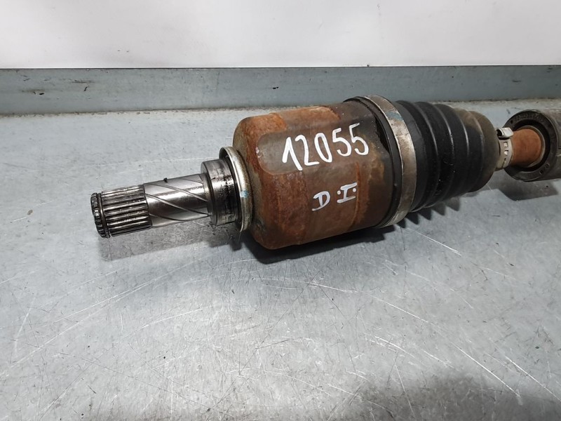 Recambio de transmision delantera izquierda para dacia duster laureate 4x2 referencia OEM IAM   