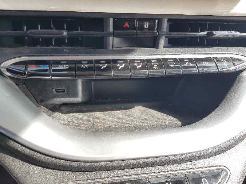 Recambio de mando climatizador para fiat 500 e icon referencia OEM IAM 735758588  