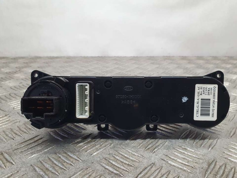 Recambio de mando calefaccion / aire acondicionado para kia cee´d active referencia OEM IAM 972501H001EQ  