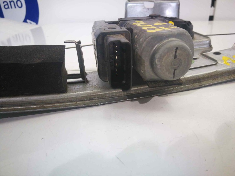 Recambio de elevalunas trasero derecho para renault megane ii classic berlina 1.9 dci diesel referencia OEM IAM  440726F 6 PINS