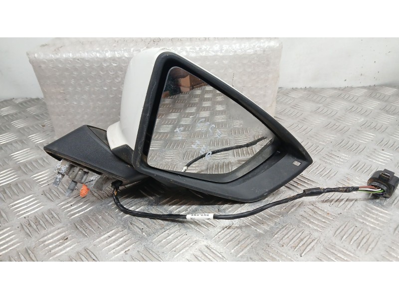 Recambio de retrovisor derecho para seat ibiza v (kj1, kjg) 1.0 tsi referencia OEM IAM 6F1857508AC ELECTRICO 8 CABLES ROZADO 