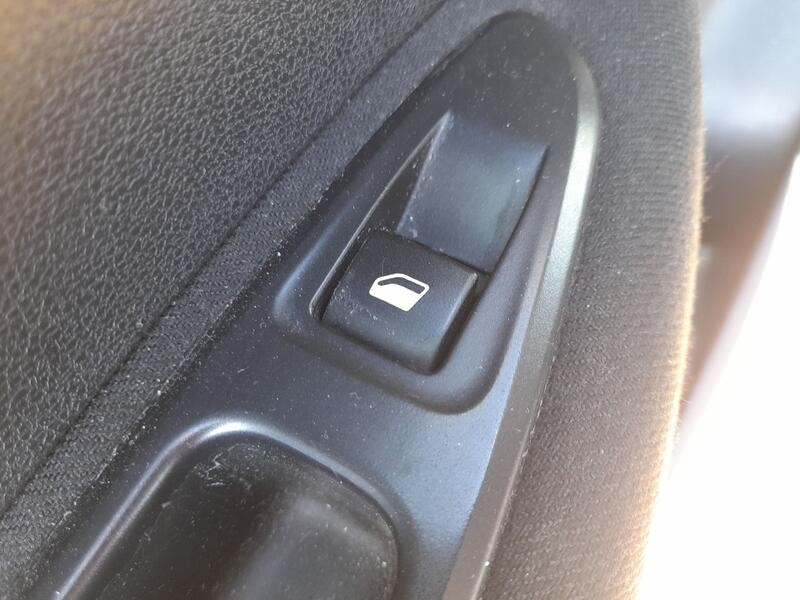 Recambio de mando elevalunas trasero izquierdo para peugeot 308 i (4a_, 4c_) 1.6 hdi referencia OEM IAM 649031  