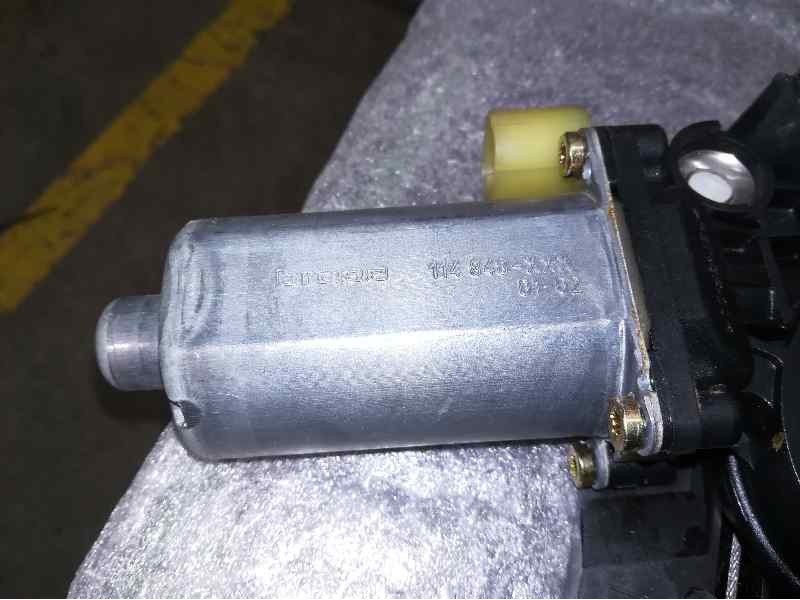 Recambio de elevalunas delantero derecho para renault clio ii fase i (b/cbo) 1.4 16v referencia OEM IAM SIN REF. 2 PINS ELECTRIC