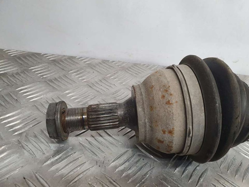 Recambio de transmision delantera derecha para peugeot 3008 active referencia OEM IAM 9684135480 8NN69 2408115