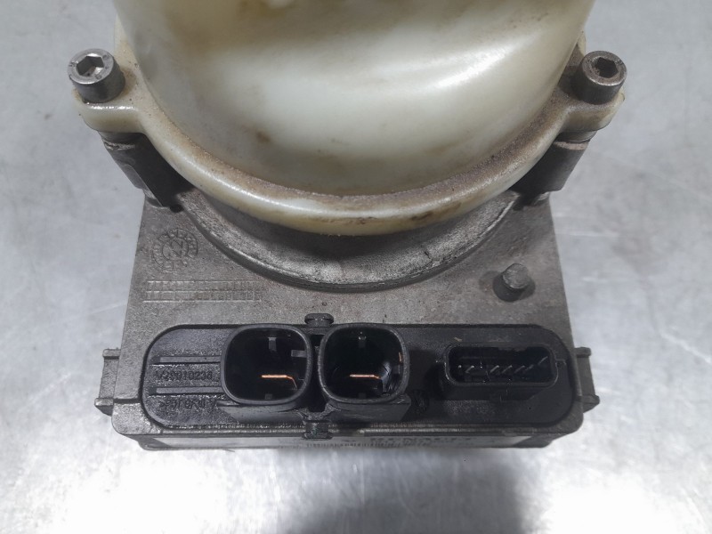 Recambio de bomba direccion electrica para renault express furgoneta/monovolumen 1.5 blue dci 95 (f6ab) referencia OEM IAM 49110