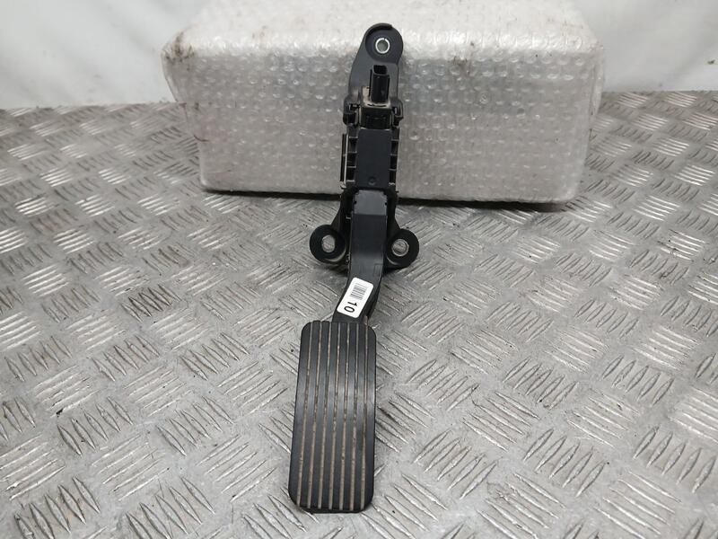 Recambio de potenciometro pedal para kia rio (yb) tech referencia OEM IAM CN01560298  