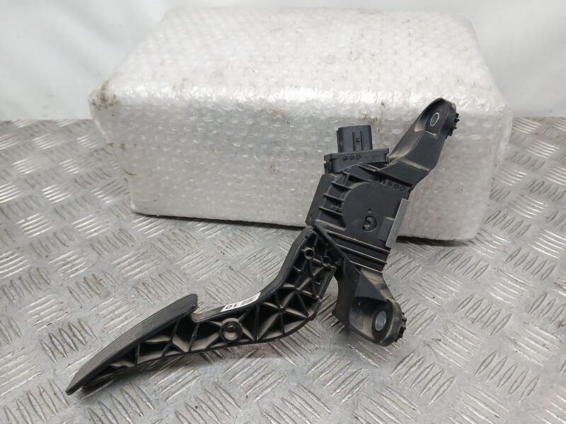 Recambio de potenciometro pedal para kia rio (yb) tech referencia OEM IAM CN01560298  