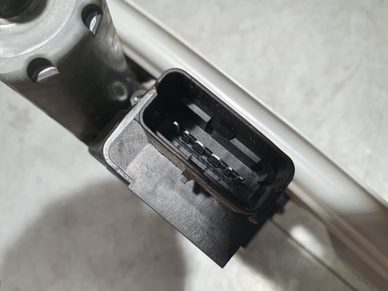 Recambio de elevalunas delantero derecho para opel crossland x selective referencia OEM IAM 39137856  6 PINES