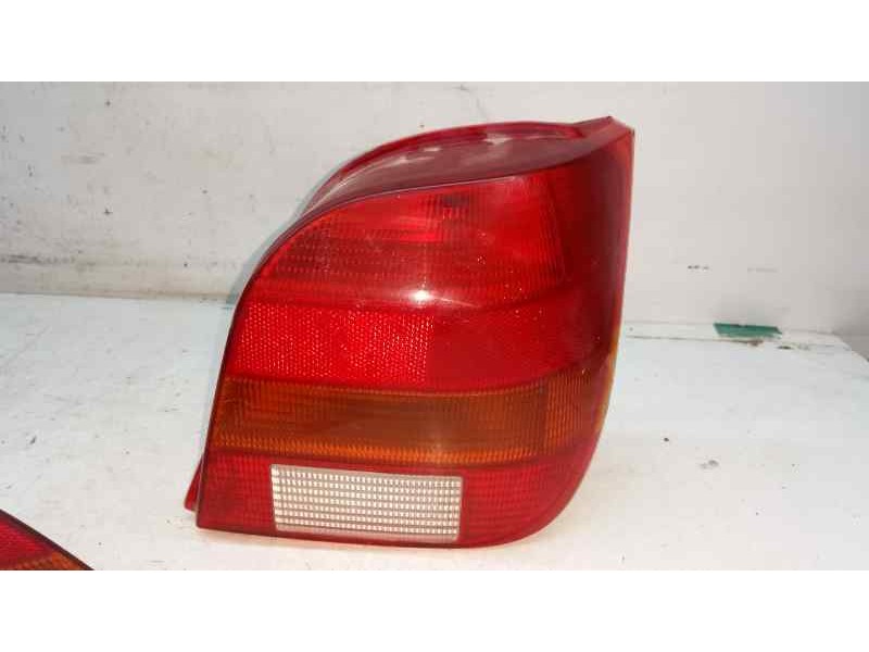 Recambio de piloto trasero derecho para ford fiesta berl./courier surf referencia OEM IAM   