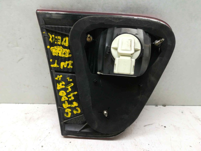 Recambio de piloto trasero derecho para seat cordoba berlina (6k2) 1.4 16v referencia OEM IAM  1000001206349 INTERIOR