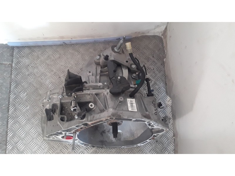 Recambio de caja cambios para renault express furgoneta/monovolumen 1.5 blue dci 95 (f6ab) referencia OEM IAM TL4382 6VELOCIDADE