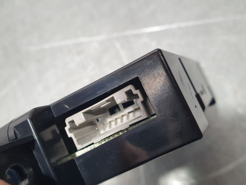 Recambio de modulo electronico para nissan qashqai (j10) tekna referencia OEM IAM   PANTALLA AIRBAG PASAJEROS