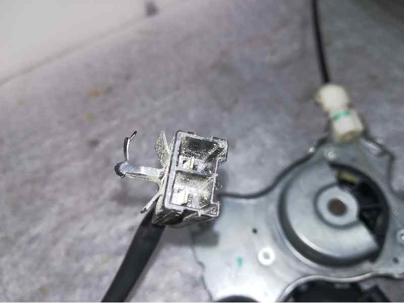 Recambio de elevalunas delantero derecho para nissan primera berlina (p11) gx referencia OEM IAM 400600T3 2 PINS 