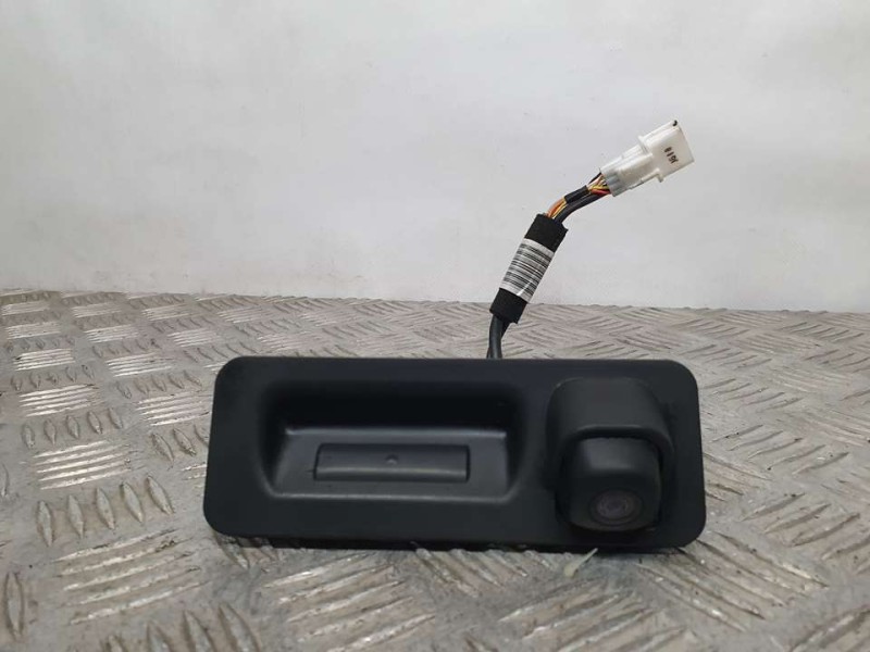 Recambio de camara vision trasera para hyundai i20 active tecno active bluedrive referencia OEM IAM 95760C8600 19I294825 MOBIS