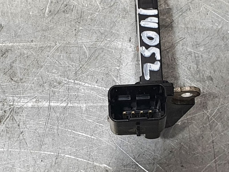 Recambio de caudalimetro para peugeot 208 access referencia OEM IAM 9677093080 AFH50M27 HITACHI