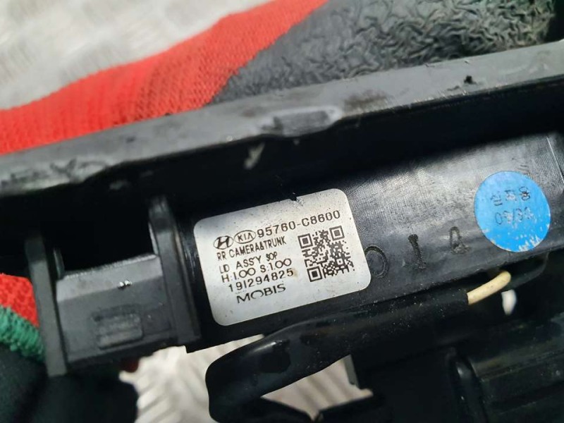 Recambio de camara vision trasera para hyundai i20 active tecno active bluedrive referencia OEM IAM 95760C8600 19I294825 MOBIS
