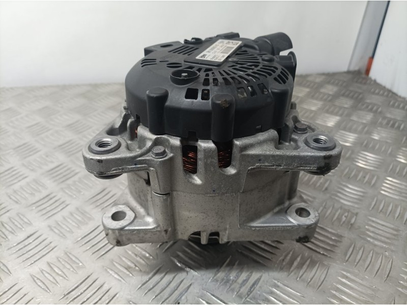 Recambio de alternador para ds 4 ii 1.2 12v puretech referencia OEM IAM 9835688980 2740557C VALEO CLAVIJA TOCADA