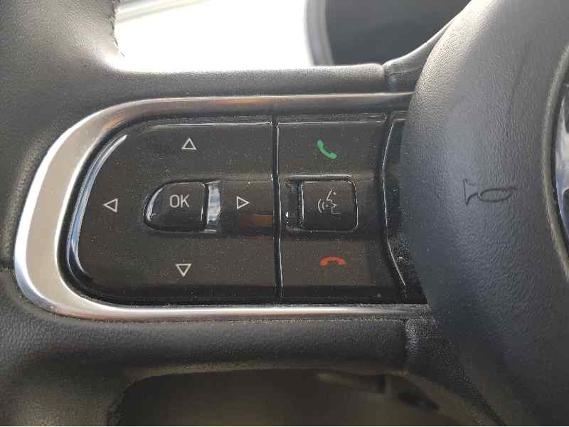 Recambio de volante para fiat 500 e icon referencia OEM IAM 735760421  