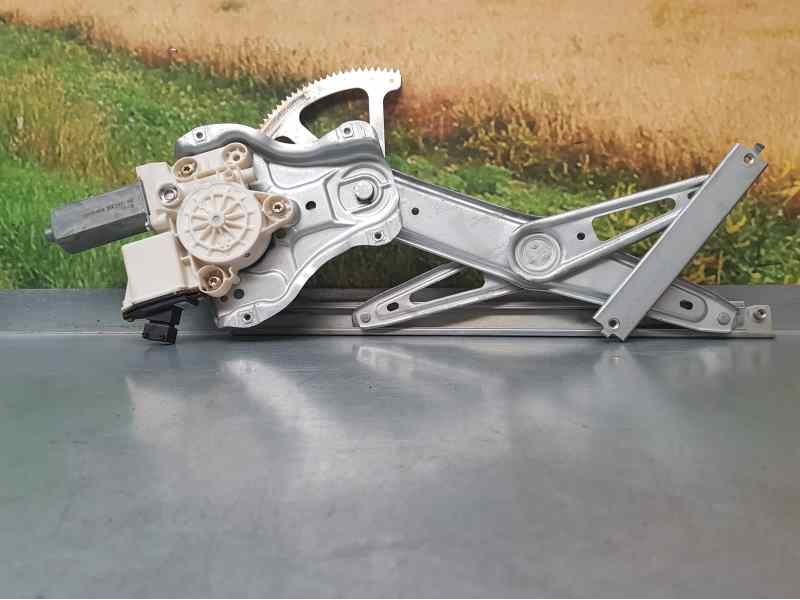 Recambio de elevalunas delantero derecho para toyota corolla (e12) 1.4 d-4d sol compact referencia OEM IAM 6981002130  ELECTRICO