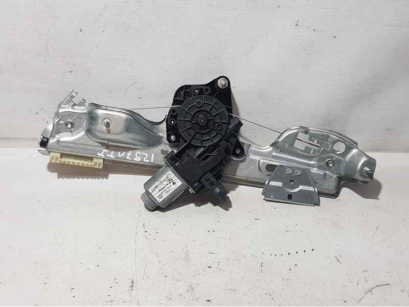 Recambio de elevalunas trasero izquierdo para renault megane iv berlina 5p zen referencia OEM IAM  6 PINS ELECTRICO