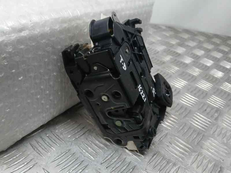 Recambio de cerradura puerta trasera derecha para volkswagen polo (6r1) avance referencia OEM IAM 5K4839016F  ELECTRICA