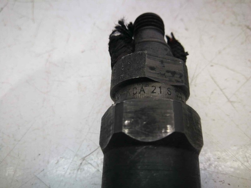 Recambio de inyector para opel omega b 2.5 turbodiesel (x 25 td / u 25 td / l93) referencia OEM IAM KCA21S71  