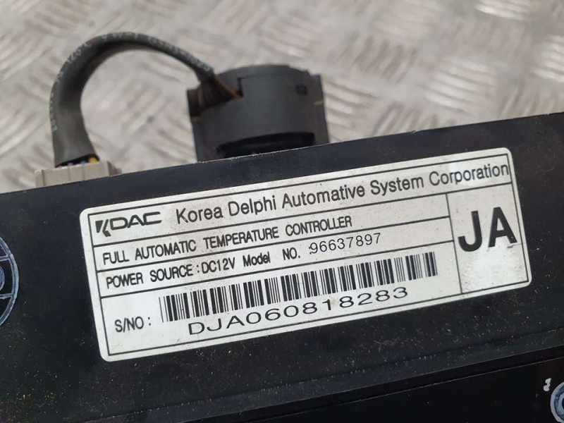 Recambio de mando calefaccion / aire acondicionado para chevrolet epica lt referencia OEM IAM 96637897  