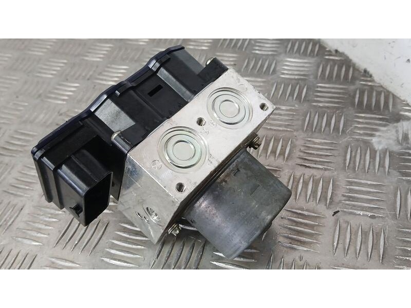 Recambio de abs para ford mondeo ber. (ca2) ghia referencia OEM IAM 7G912C405AA TRW 54084874A 16566001A