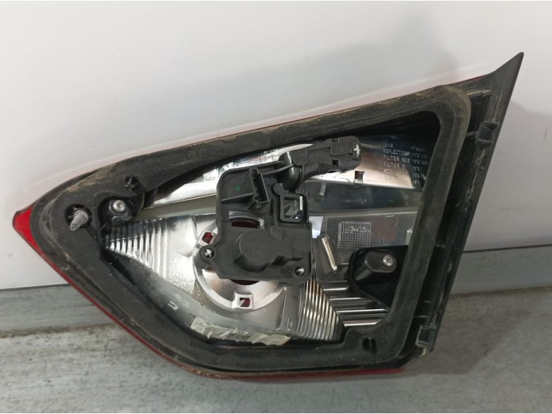 Recambio de piloto trasero izquierdo para opel crossland x selective referencia OEM IAM 39137527  INTERIOR